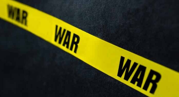 Crisi della politica, “nuove guerre”, totalitarismo neoliberista: quali alternative