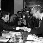 1491149123640px-Enrico_Berlinguer_+_Aldo_Moro