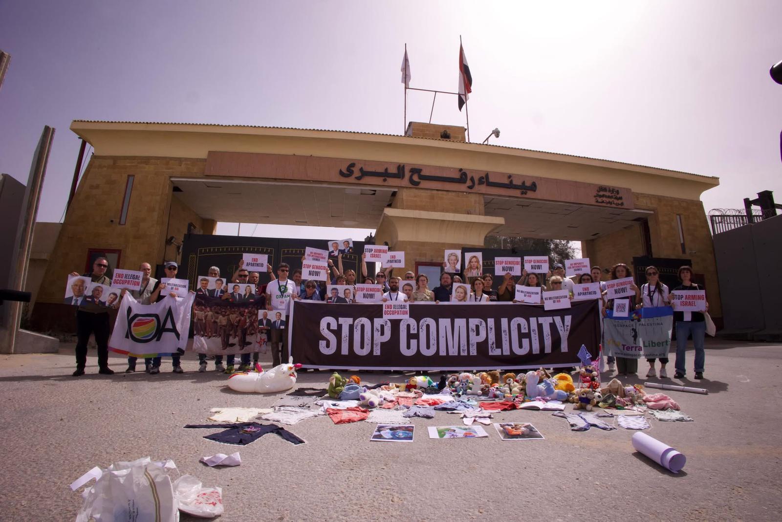 StopComplicity